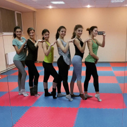 Школа танцев Djuls - Черкассы, Stretching, Танцы, Акробатика, Стрип пластика, Тверк